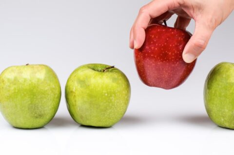 Pick four Apples