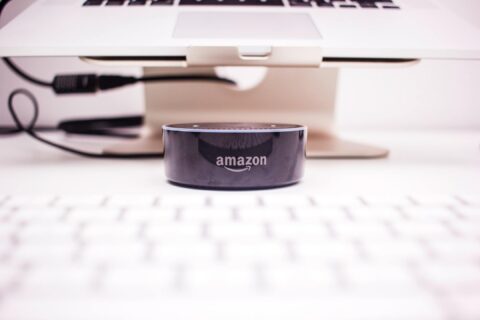 close up Amazon Echo - Alexa
